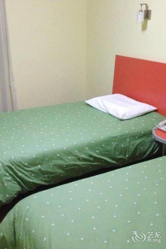 Homeinns Hotel Хойчжоу Екстер'єр фото